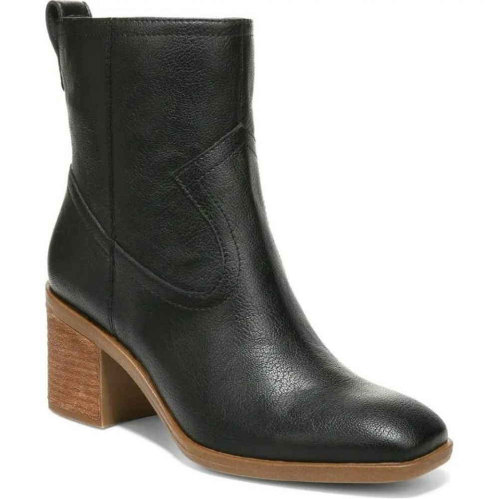 Zodiac Lovie Boots in Black Size 8